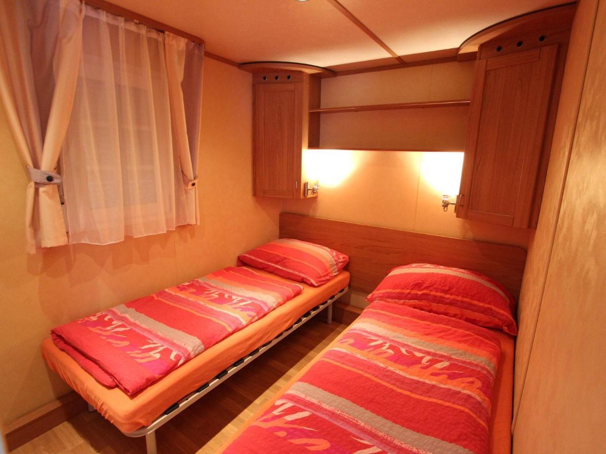 Mobile Home Near Lake Klopeiner See ザンクト・カンツィアン エクステリア 写真